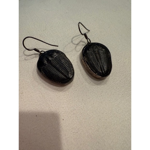 Sterling Silver 925 Fossil Trilobite Earrings Antiqued Natural History Jewelry - Picture 1 of 5